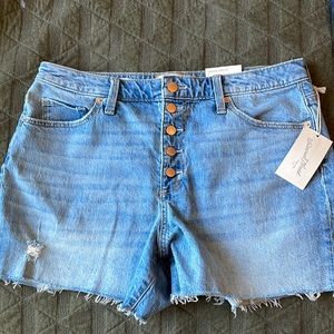 Universal Thread Midi Short